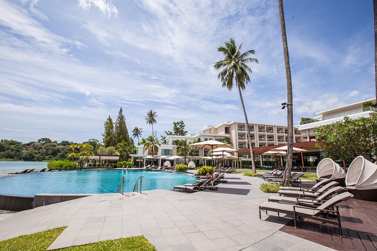 Phuket Panwa Beachfront Resort фото 2