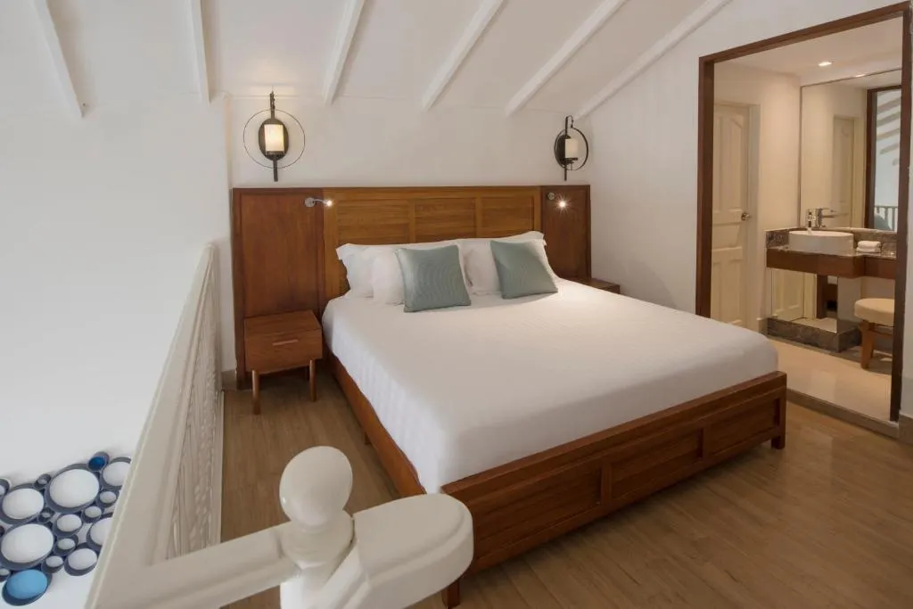 Machchafushi Island Resort & Spa Maldives, The Centara Collection фото 2