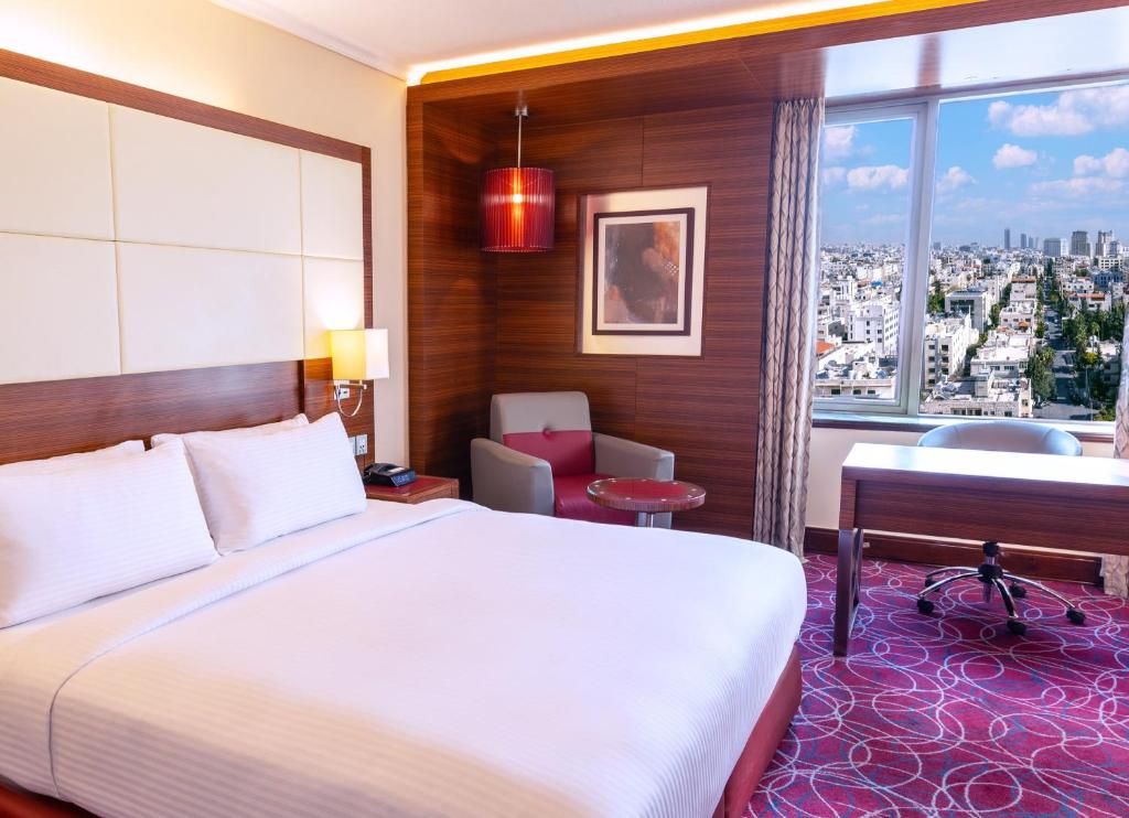 Crowne Plaza Amman фото 13