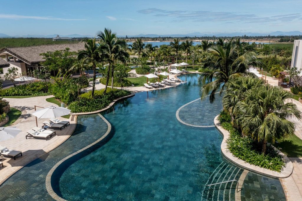 New World Hoiana Hotel фото 1