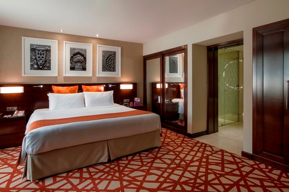 Crowne Plaza Dubai Deira фото 93