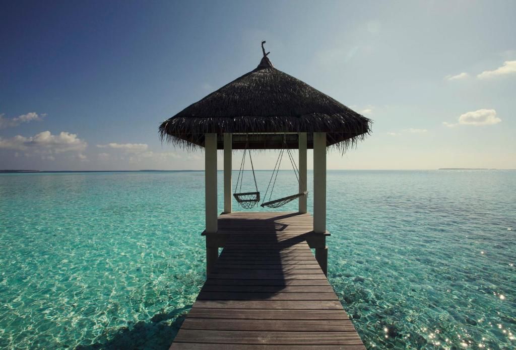 Four Seasons Resort Maldives at Landaa Giraavaru фото 24