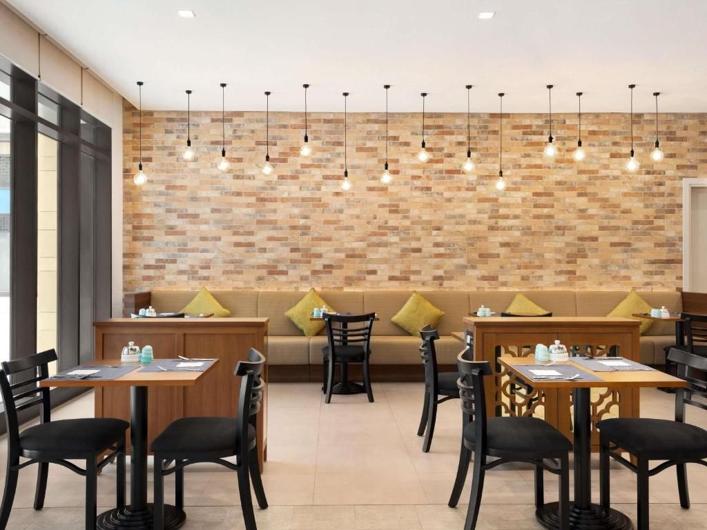 Ibis Styles Dubai Gold District фото 35