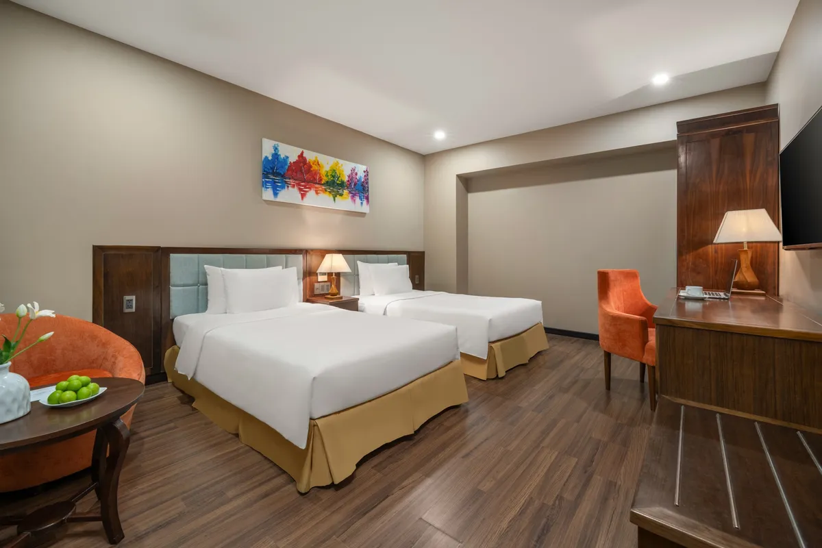 Yarra Ocean Suites Danang фото 3
