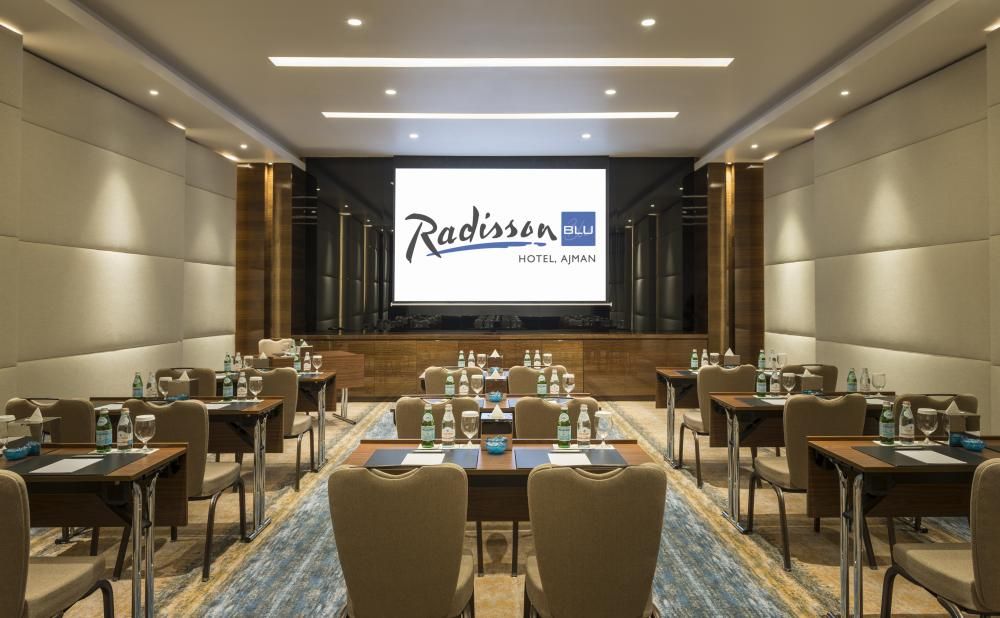 Radisson Blu Hotel, Ajman фото 45