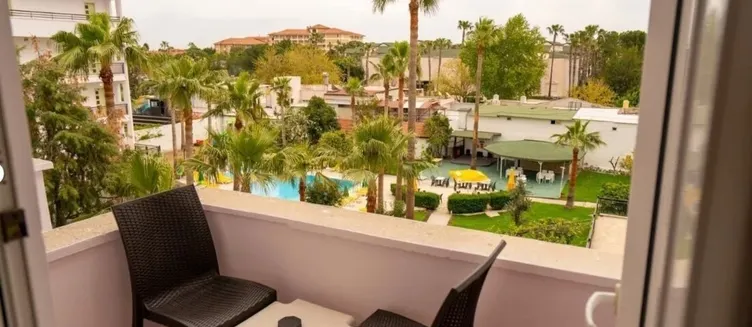 Фото отеля Malibu Garden Resort