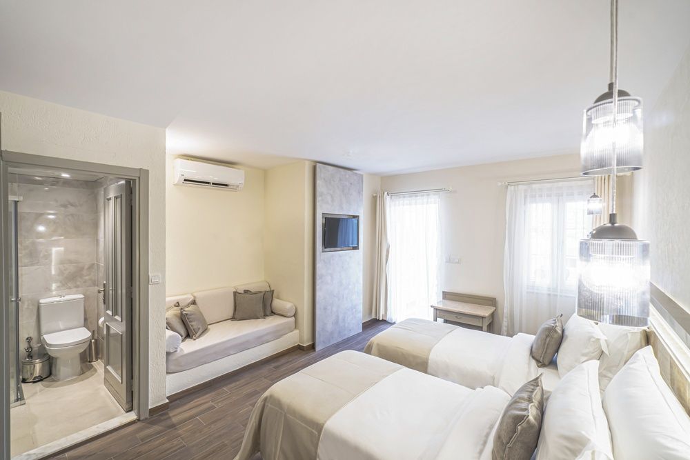 Elementa Luxury Boutique Hotel (Adults Only) фото 1
