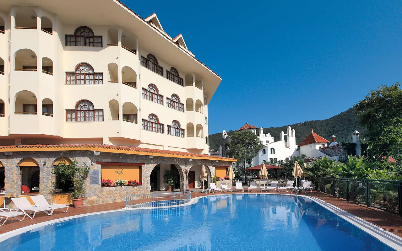 Fortuna Beach фото 0