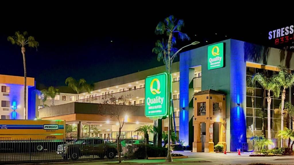 Quality Inn & Suites Los Angeles Airport - LAX фото 8