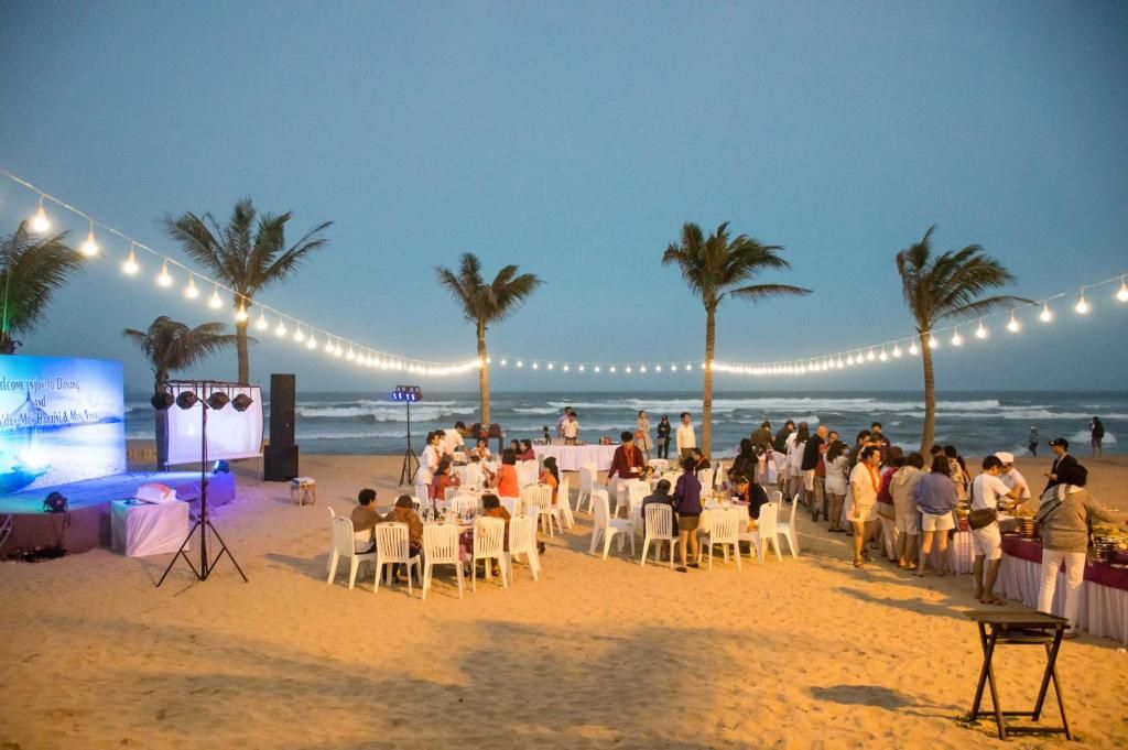 Holiday Beach Danang Hotel & Spa фото 66