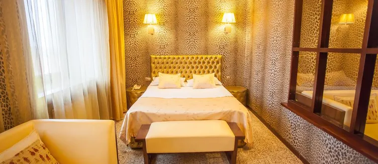 Фото отеля Marton Palace