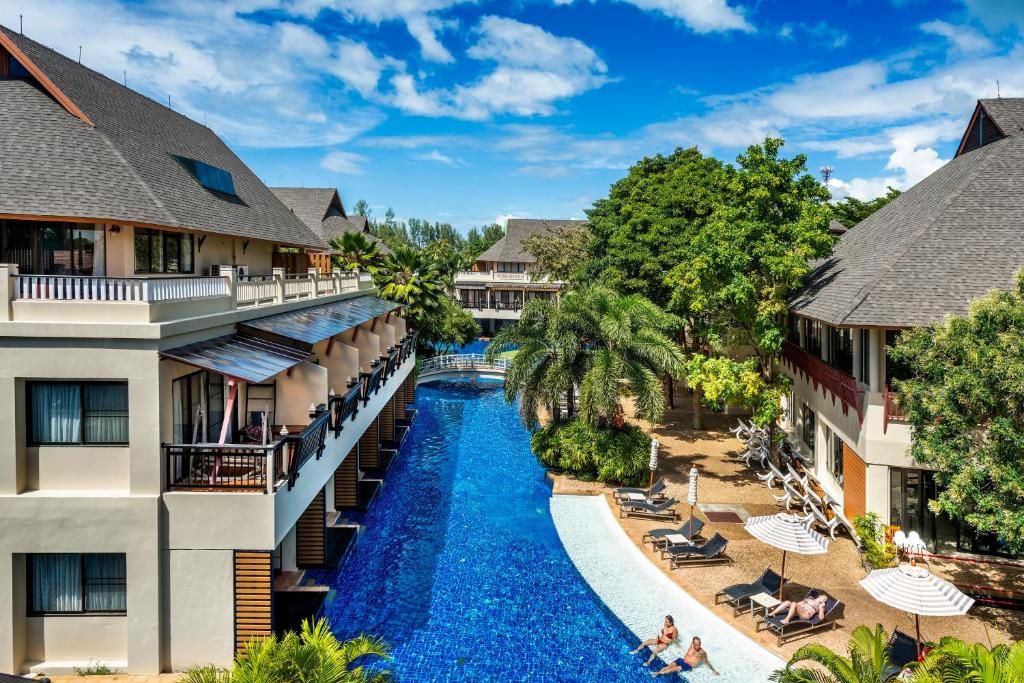 Lanta Cha Da Beach Resort and Spa фото 65