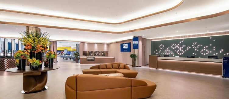 Фото отеля Holiday Inn Express Shanghai Putuo