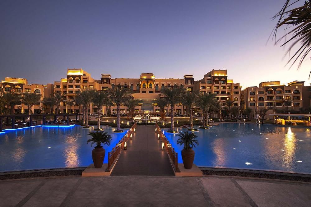Saadiyat Rotana Resort and Villas фото 39