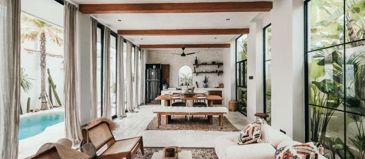 Фото отеля Villa A Canggu