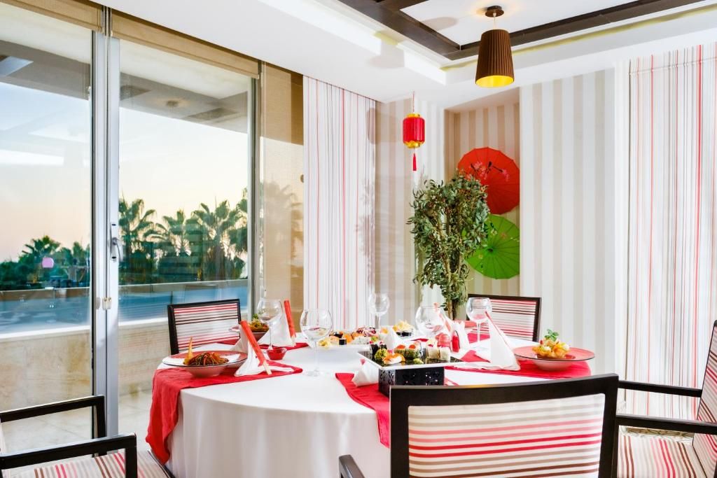 Royal Garden Beach Hotel фото 178