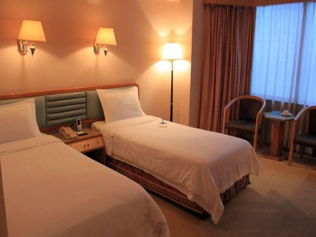 Guangdong Hotel фото 8