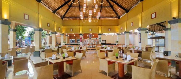 Фото отеля Inna Sindhu Beach Hotel & Resort