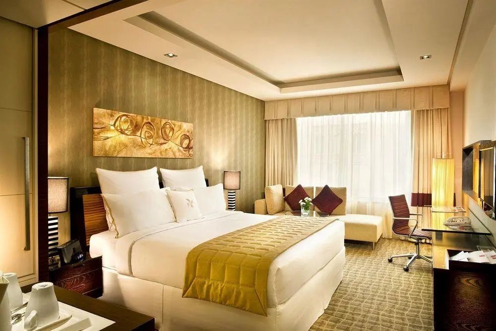 Majestic Premier Hotel фото 2