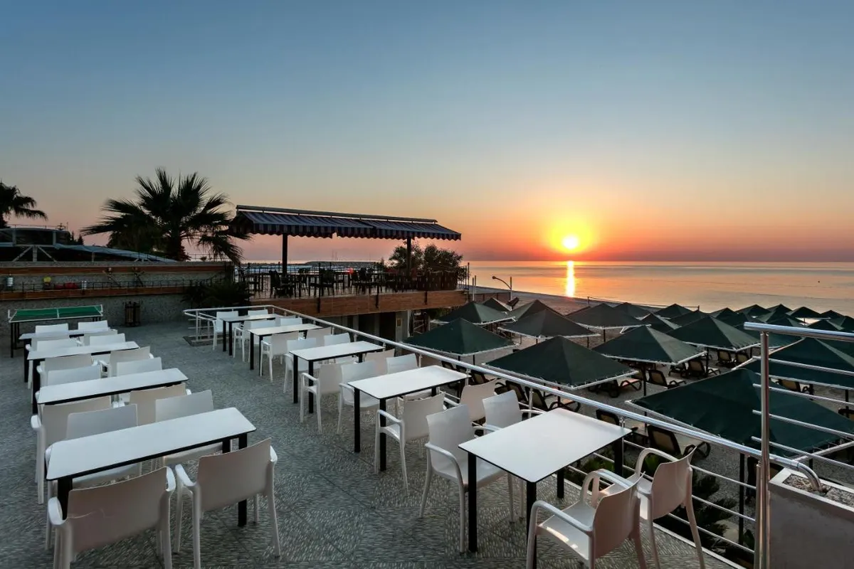 Aleria Belport Beach Hotel фото 15