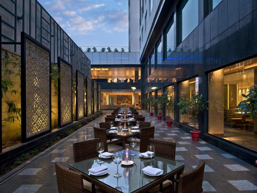 Crystal Sarovar Premiere Agra фото 9