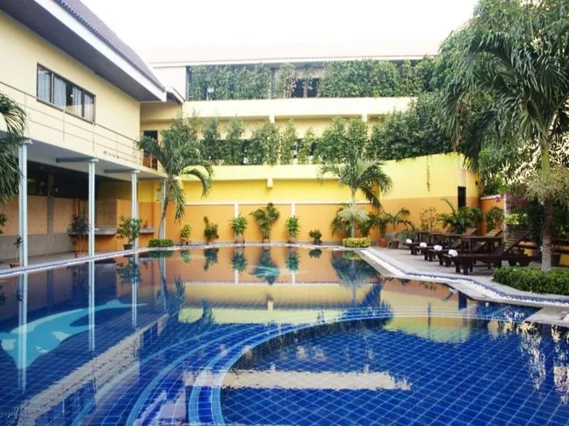Jomtien Holiday Beach фото 12