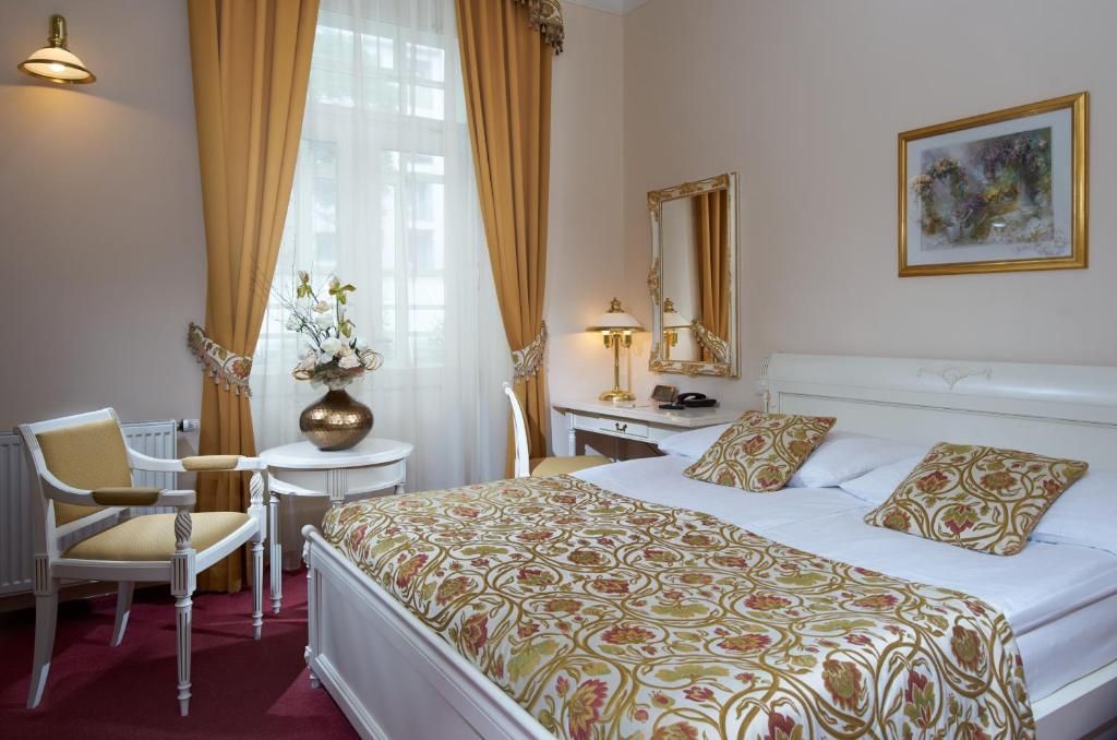 Alqush Downtown Hotel фото 0
