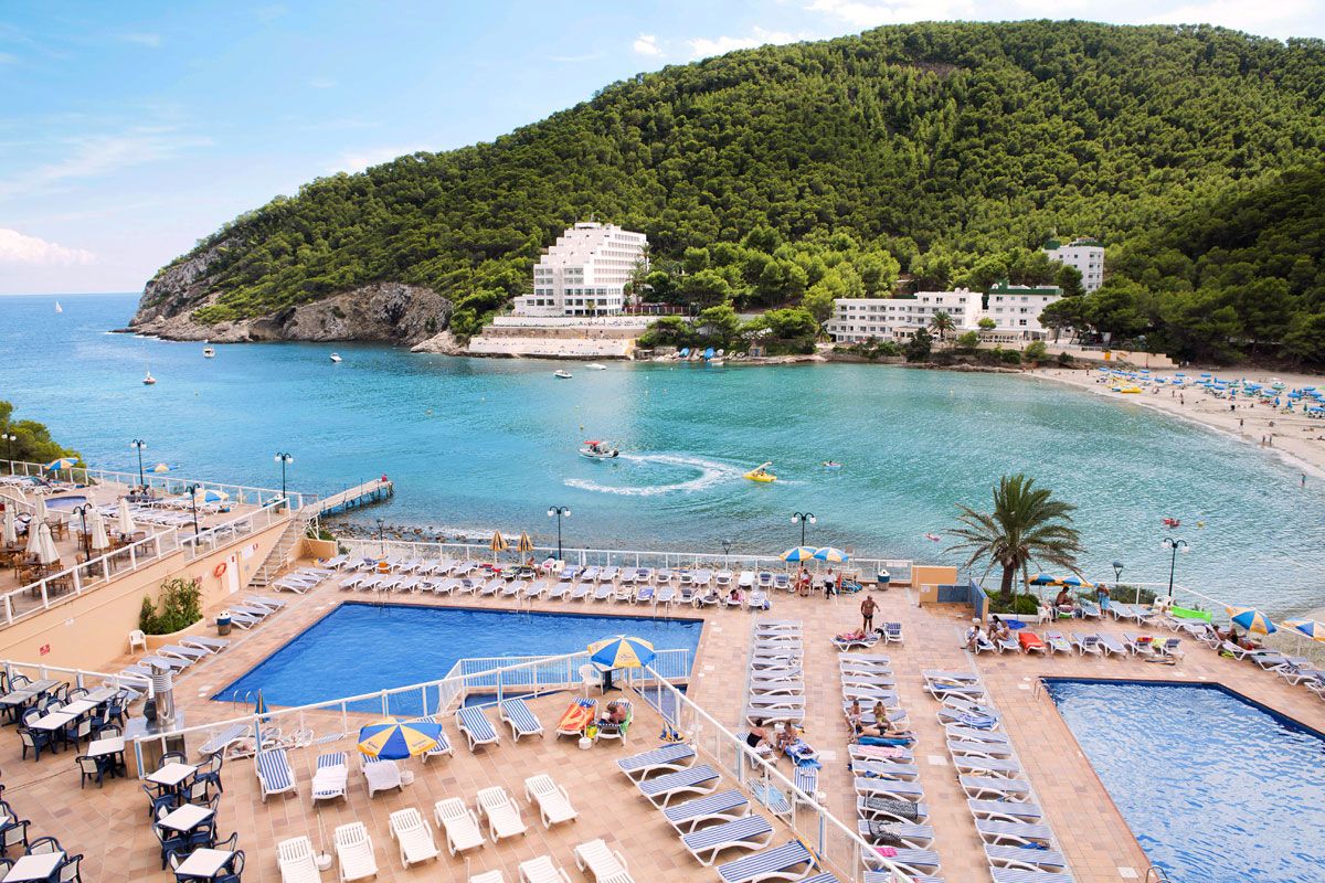 Sirenis Cala Llonga Resort фото 2