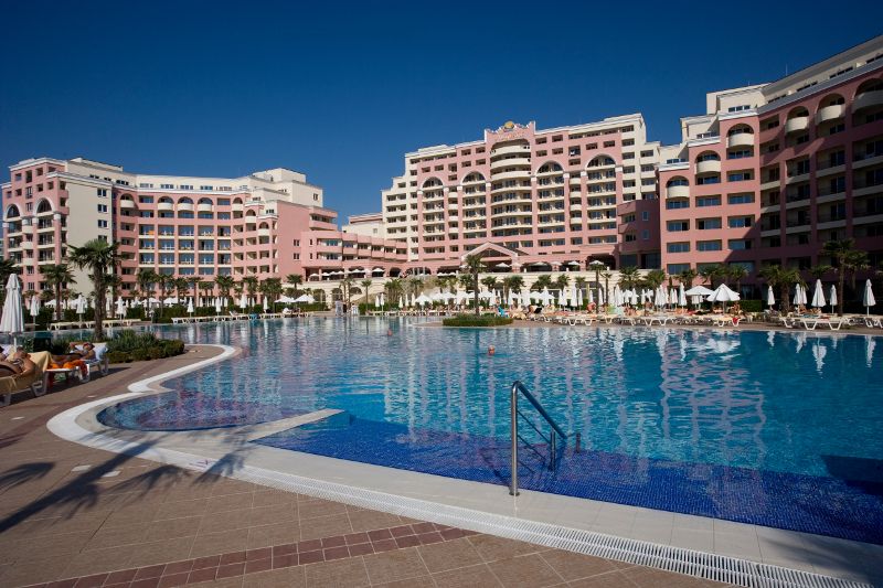 DIT Majestic Beach Resort фото 7