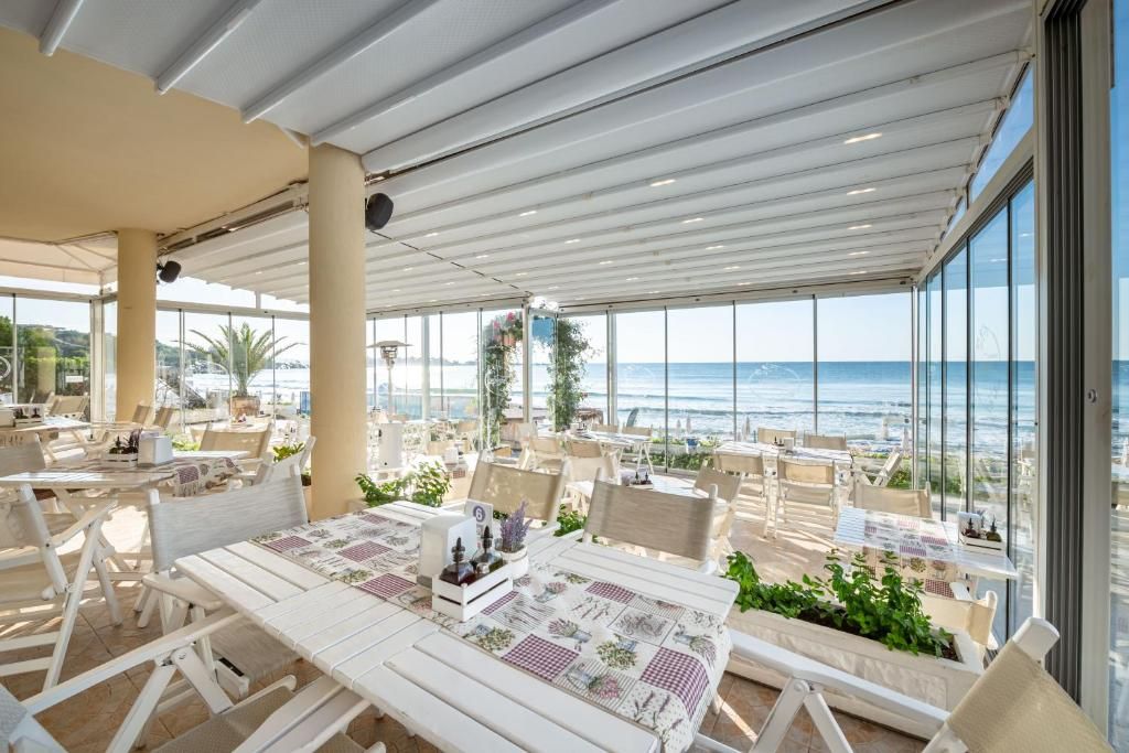 Aphrodite Beach Hotel фото 15