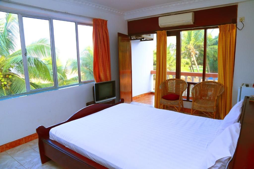 Topaz Beach Hotel фото 20