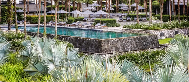 Фото отеля The Slate Phuket Pearl Resort