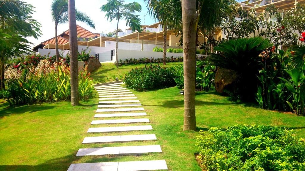 The Cliff Resort and Residence фото 151