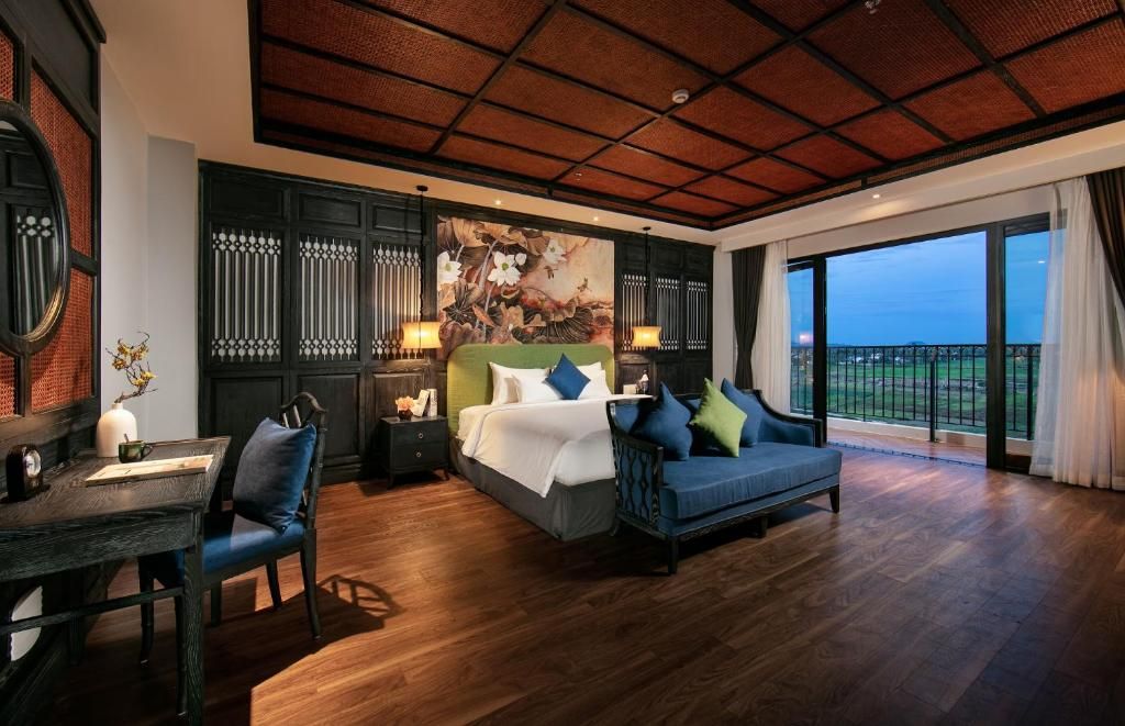 Shining Riverside Hoi An Boutique and Spa фото 35