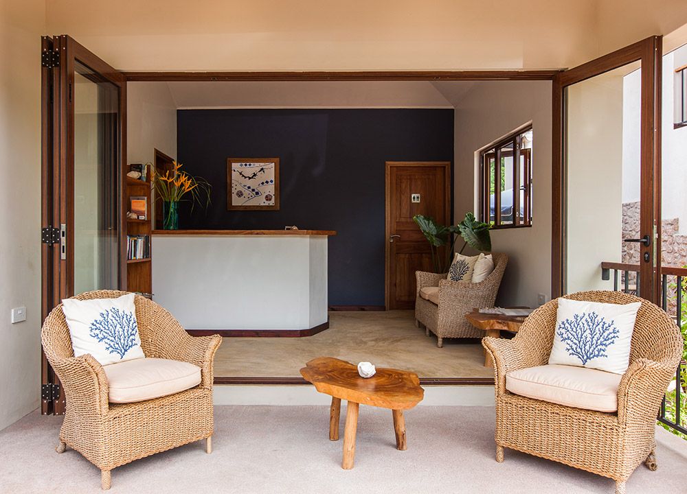 L'Hirondelle Self Catering Guest House фото 3
