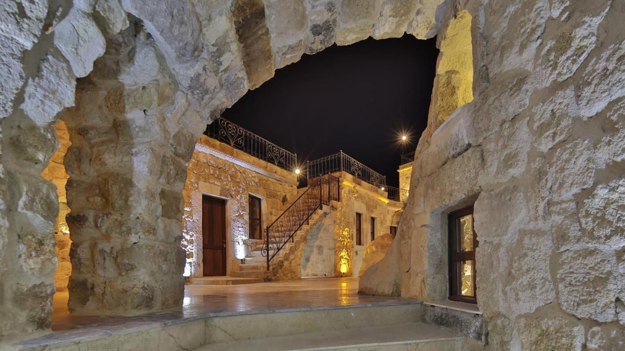 Golden Cave Suites фото 12