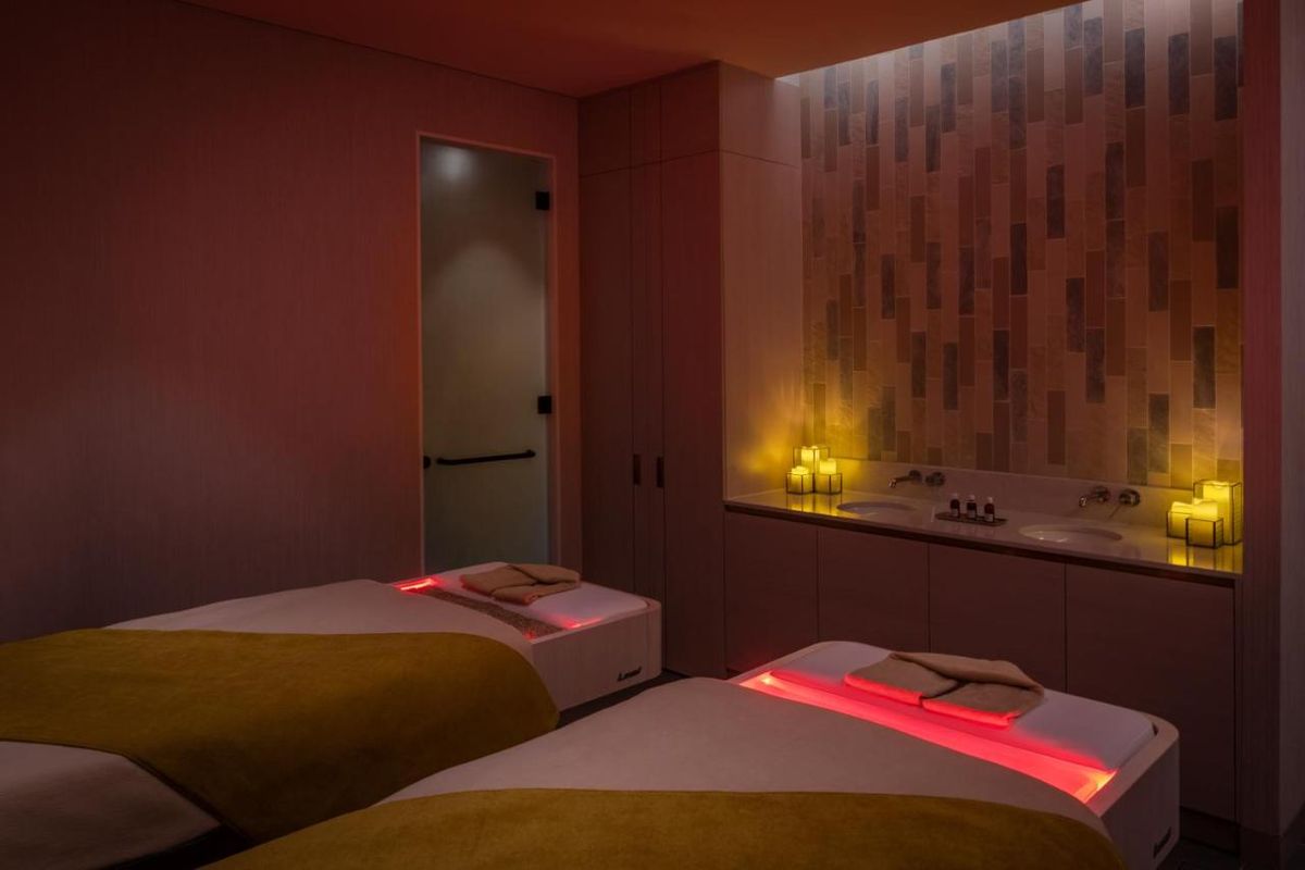 The WB Abu Dhabi, Curio Collection By Hilton фото 24