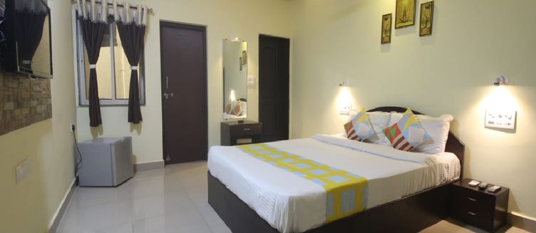 Фото отеля Madhu's Inn