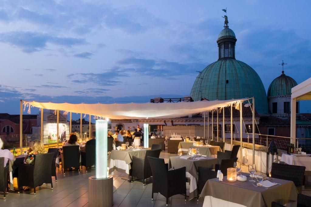 Hotel Carlton on the Grand Canal фото 6