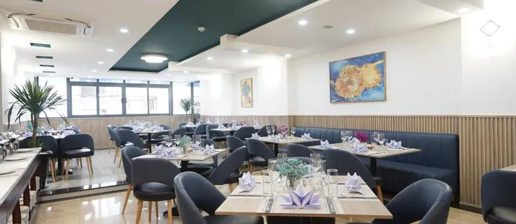 Фото отеля Moonlight Hotel