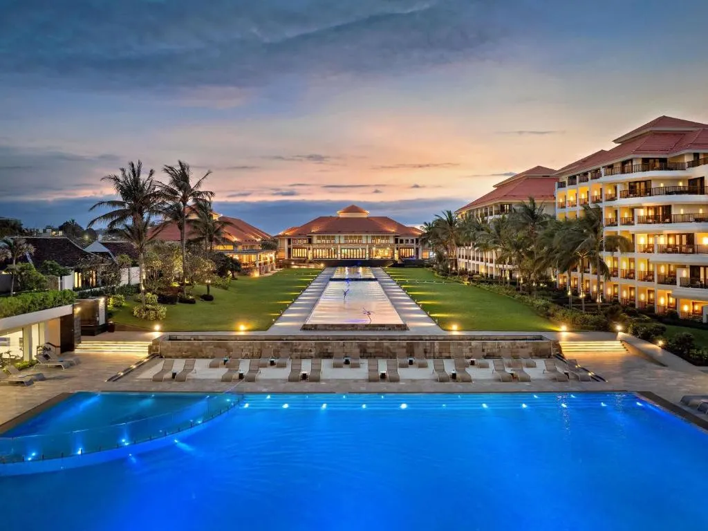 Pullman Danang Beach Resort фото 34