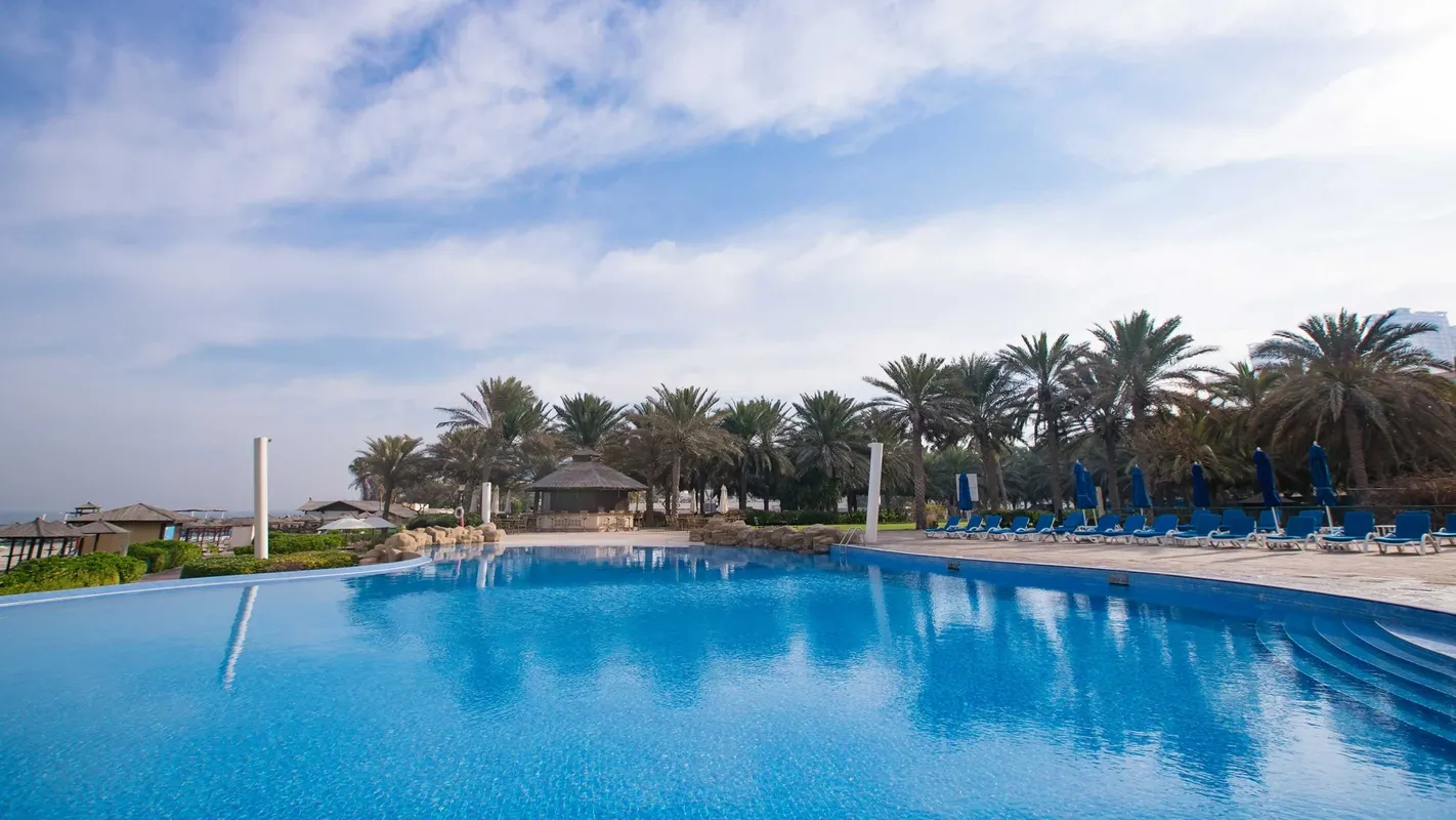 Coral Beach Resort Sharjah фото 6