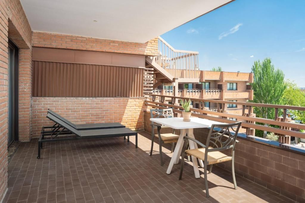 Tryp Madrid Alameda Aeropuerto Hotel фото 13