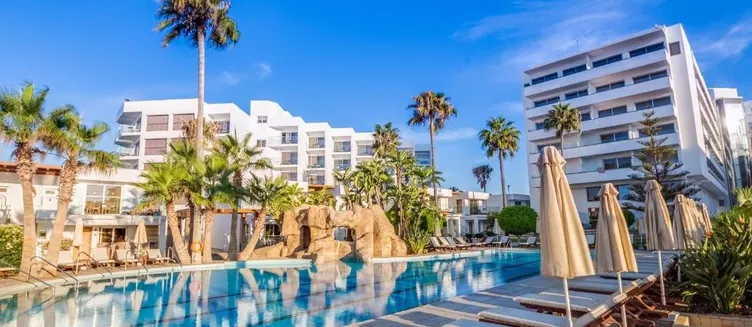 Фото отеля Adams Beach Hotel