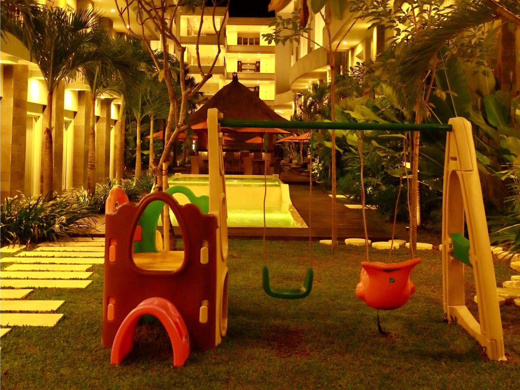 B Hotel Bali & Spa фото 25