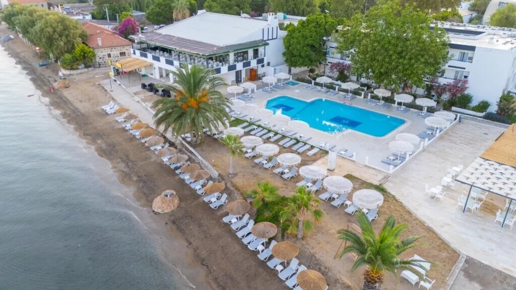 Ladonia Hotels Luna Beach Resort фото 0