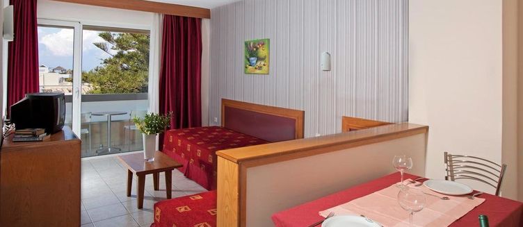 Фото отеля Continental Apartments