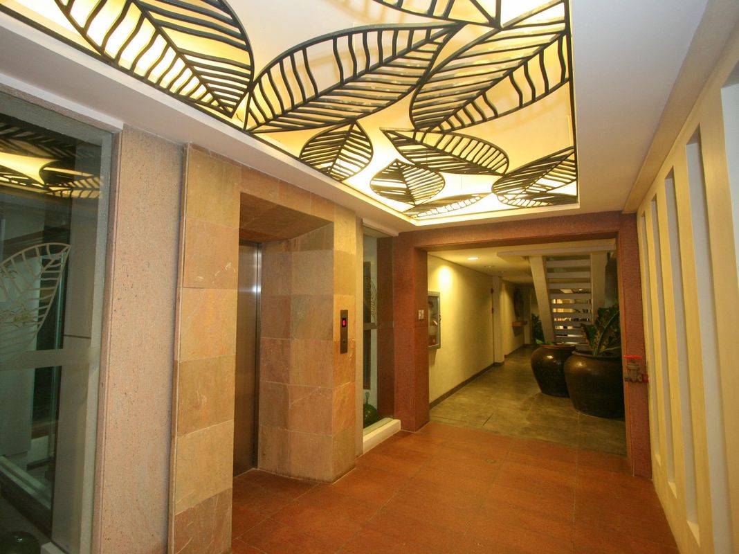 Crown Regency Beach Resort фото 10