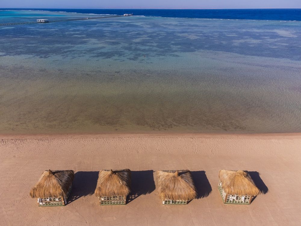 Amwaj Oyoun Resort фото 32