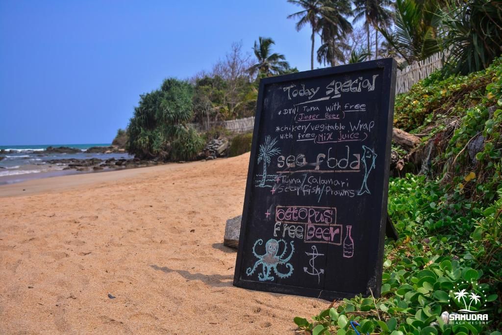 Samudra Beach Resort фото 24
